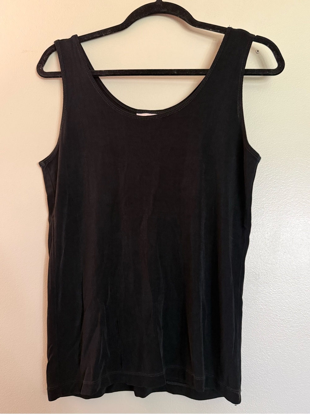 Vintage Travelers by Chico’s Black Scoop Neck Sleeveless Top Size 1